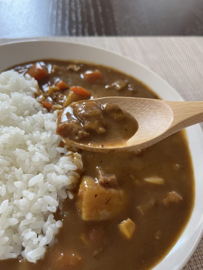 コロンボカレー豚肉